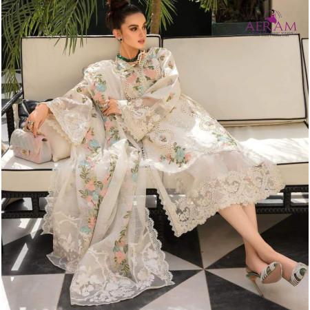 Luxury Lawn Collection 3 PCs Suit Luxury Lawn Collection 3 PCs Suit